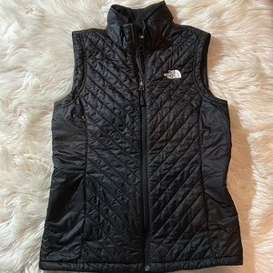 North Face Vest size S Black
